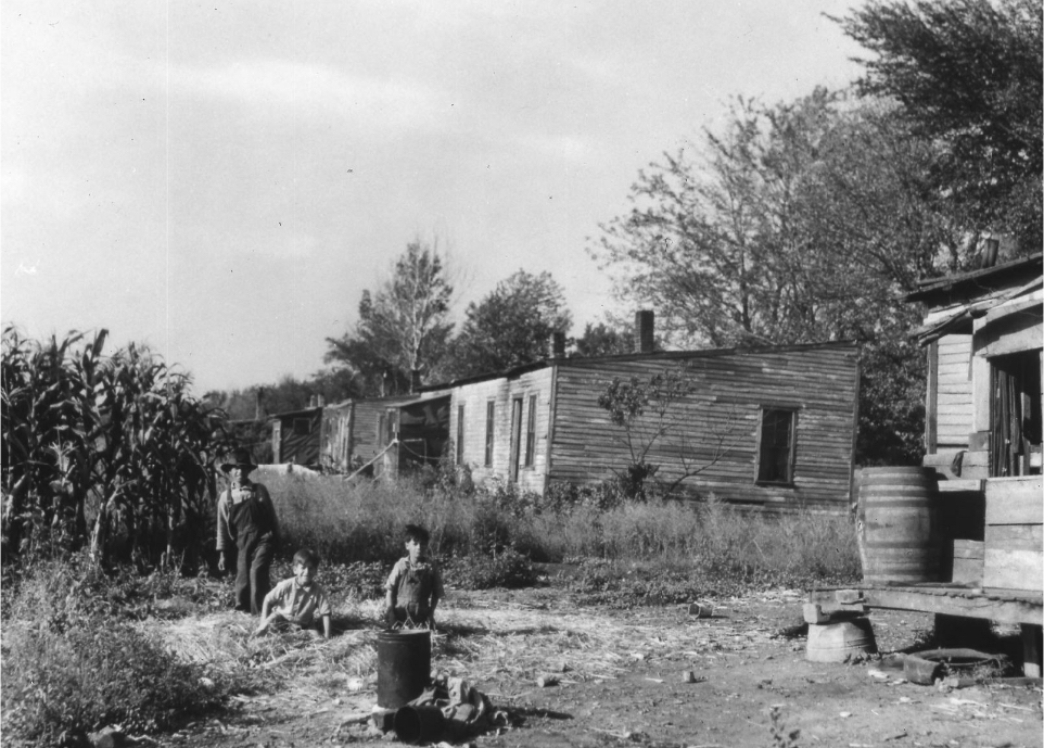 Housing for Mexican sugar beet workers at Saginaw Farms