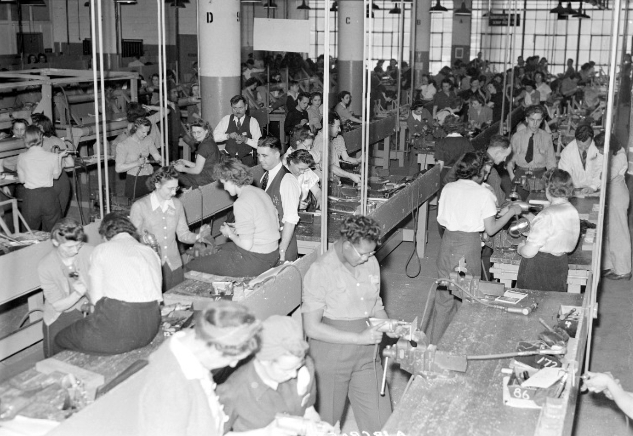 Workers in the Velvec Factory